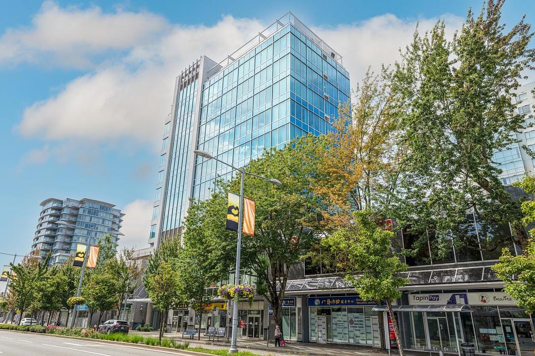 629-6081 Number 3 Road, Richmond, BC