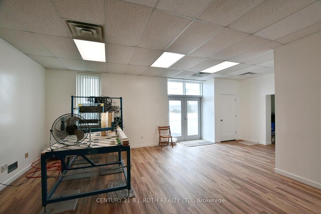 240 9th Avenue East, Owen Sound, ON