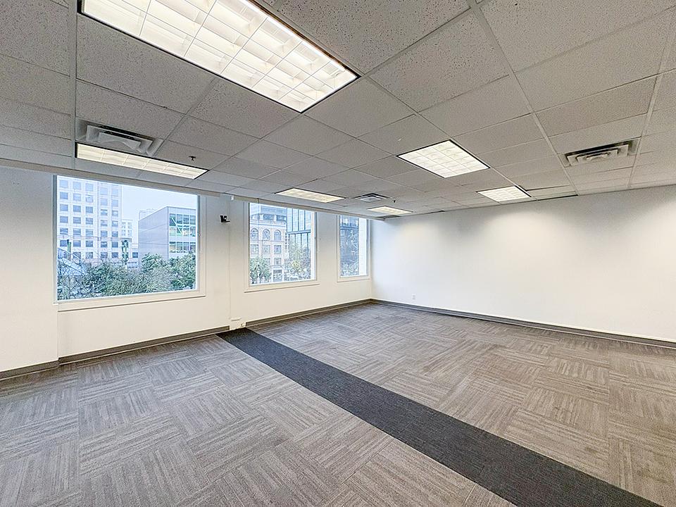 555 Richards St, Vancouver, BC