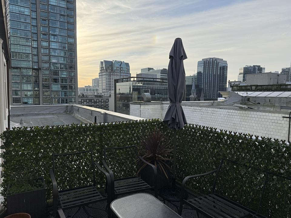 1124 - 470 Granville Street, Vancouver, BC