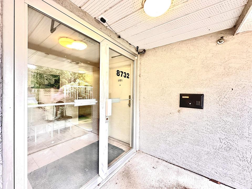 8732 Granville Street, Vancouver, BC