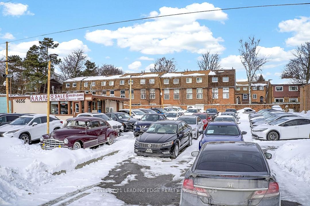 4656 Kingston Road, Toronto, ON