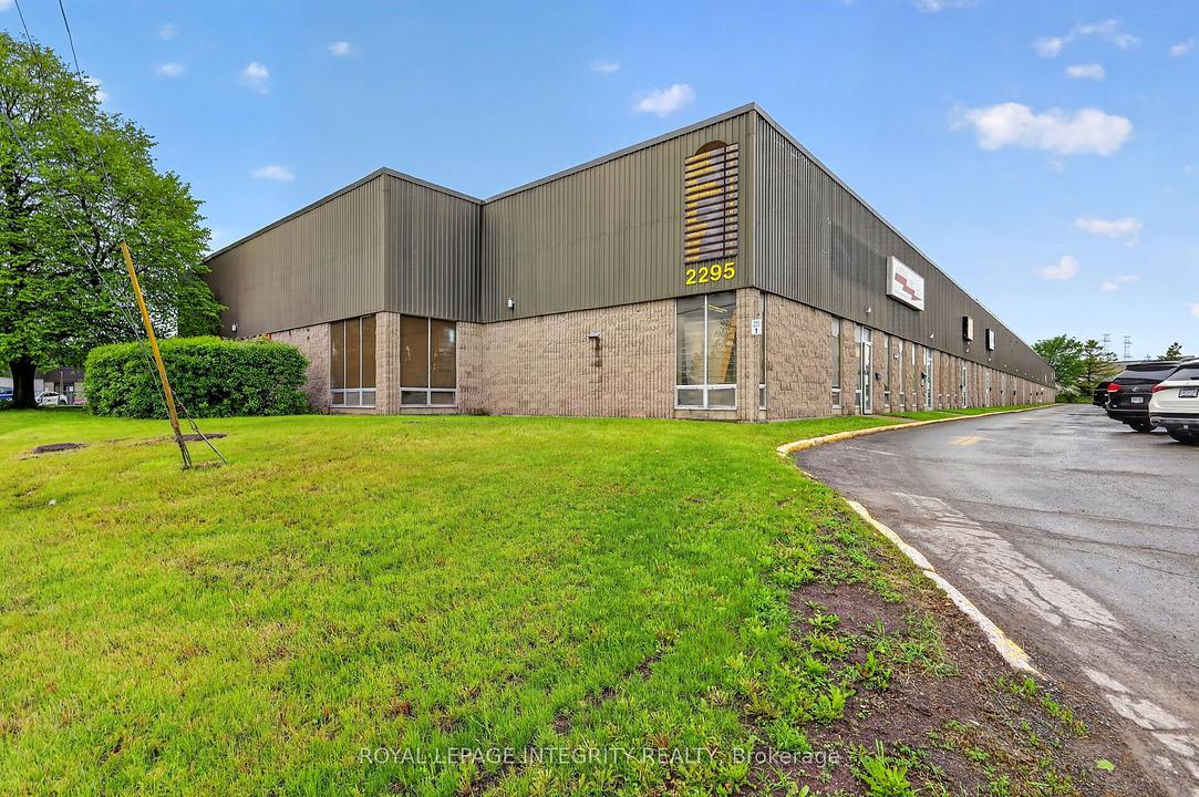 10 - 2295 Stevenage Drive, Ottawa, ON