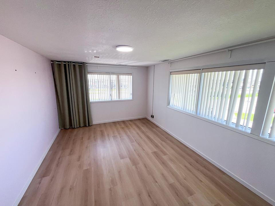 9738 51 Avenue Northwest, Edmonton, AB