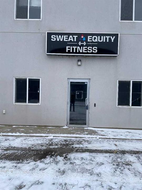 3 - 14 Thevenaz Ind. Trail, Sylvan Lake, AB