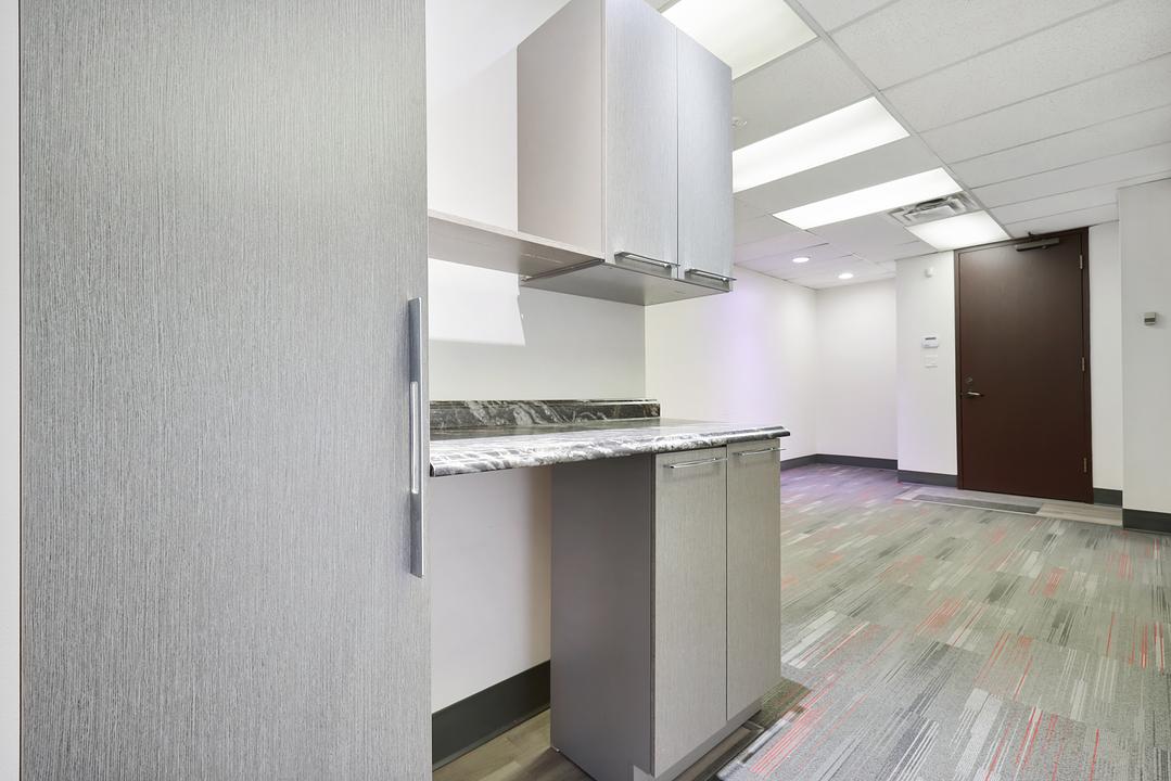 208 - 609 14 Street Northwest, Calgary, AB