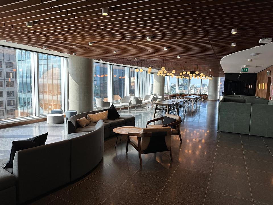 710 - 320 Granville Street, Vancouver, BC