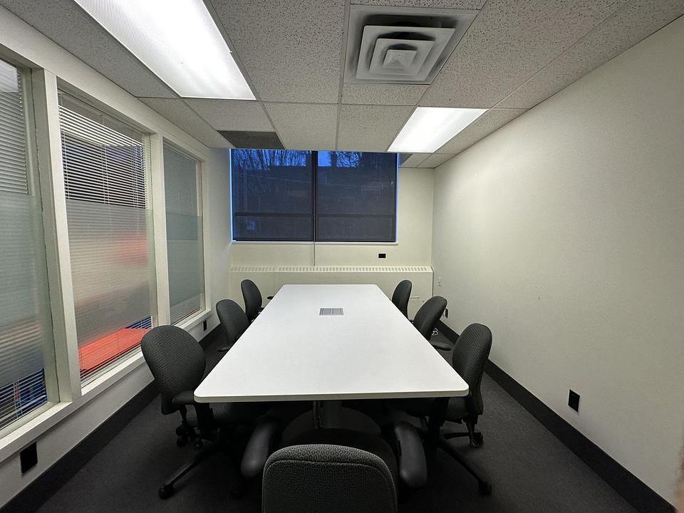 201 - 1678 West Broadway, Vancouver, BC