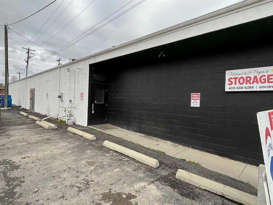 2 - 114 Centre Street North, Sundre, AB