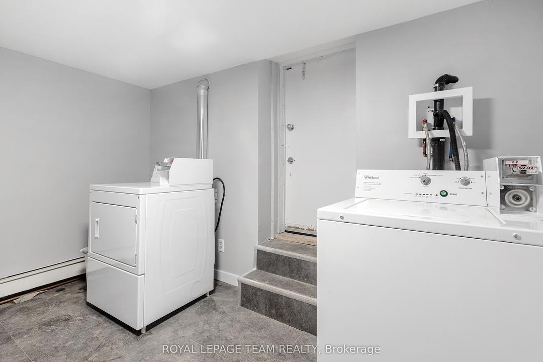 883 Somerset Street West, Ottawa, ON