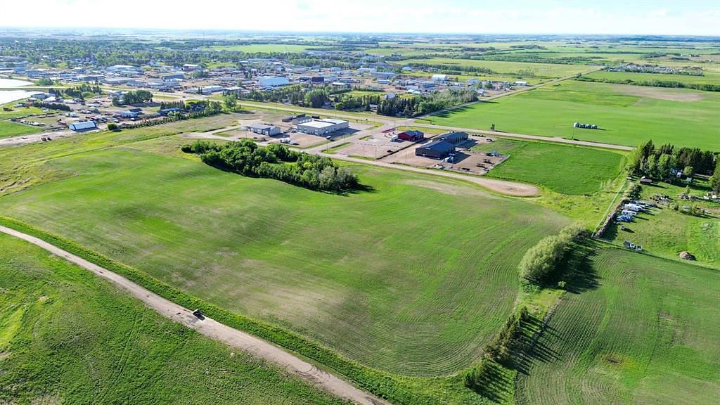 42 Avenue, Stettler County No. 6, AB