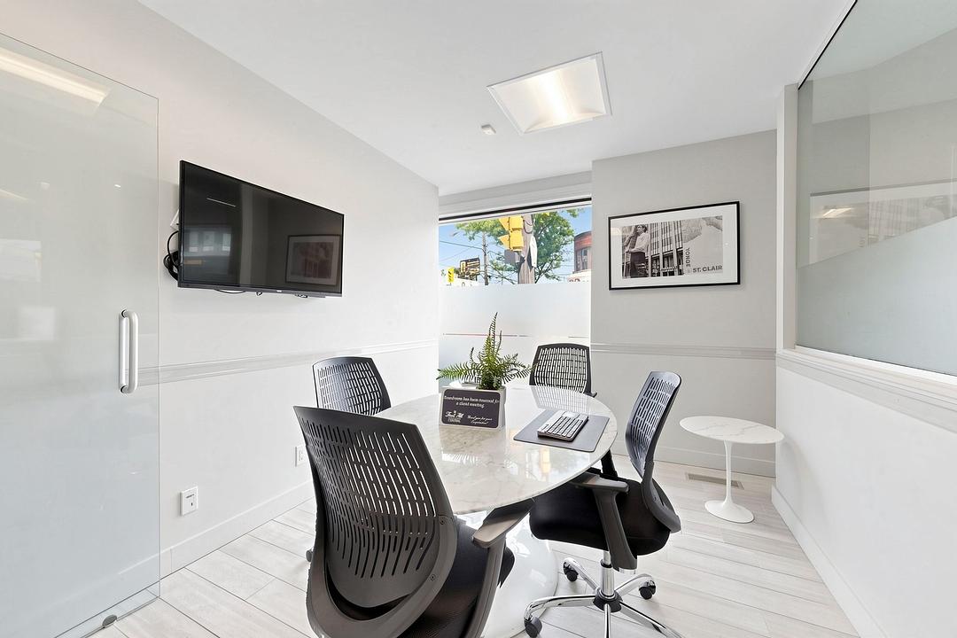 Full Building - 1911 Avenue Road, Toronto, ON