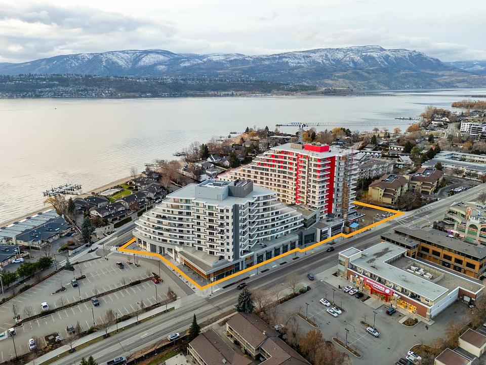 Pendozi - 3300 Lakeshore Road, Kelowna, BC