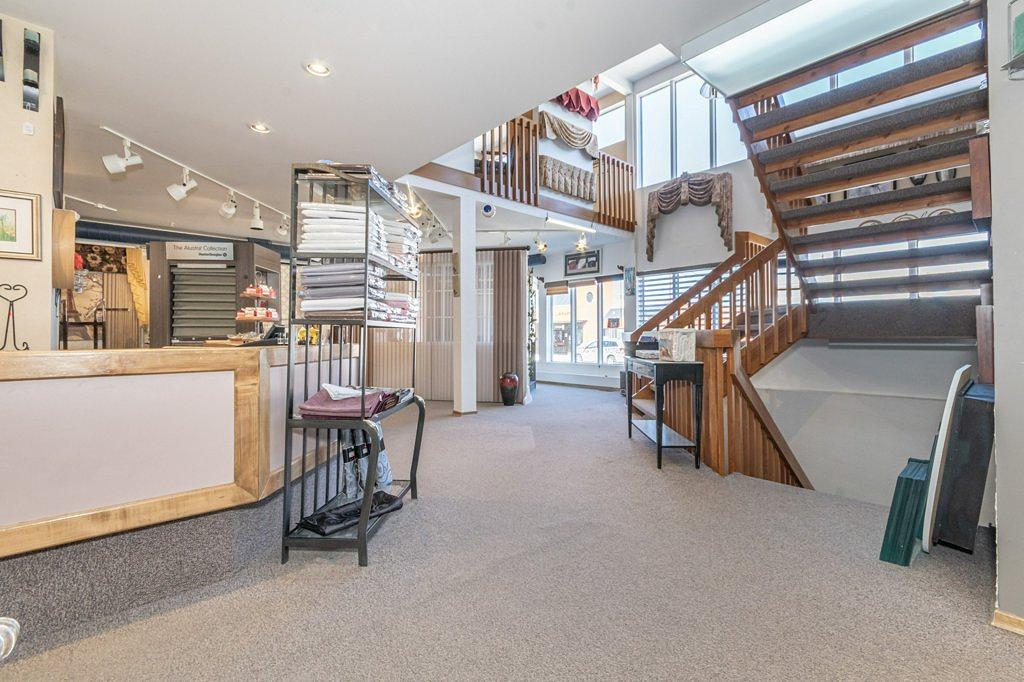 5001 51 Avenue, Wetaskiwin, AB