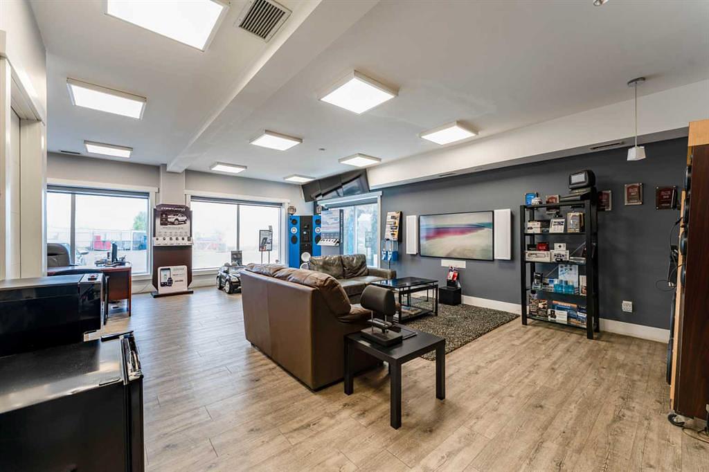 10 - 235105 Wrangler Drive, Rocky View County, AB