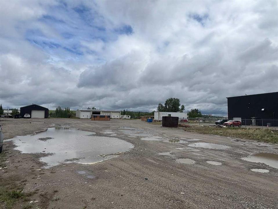 8 - 584 Road, Mountain View County, AB