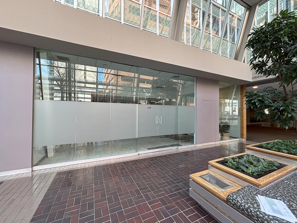 170 - 717 7 Avenue Southwest, Calgary, AB