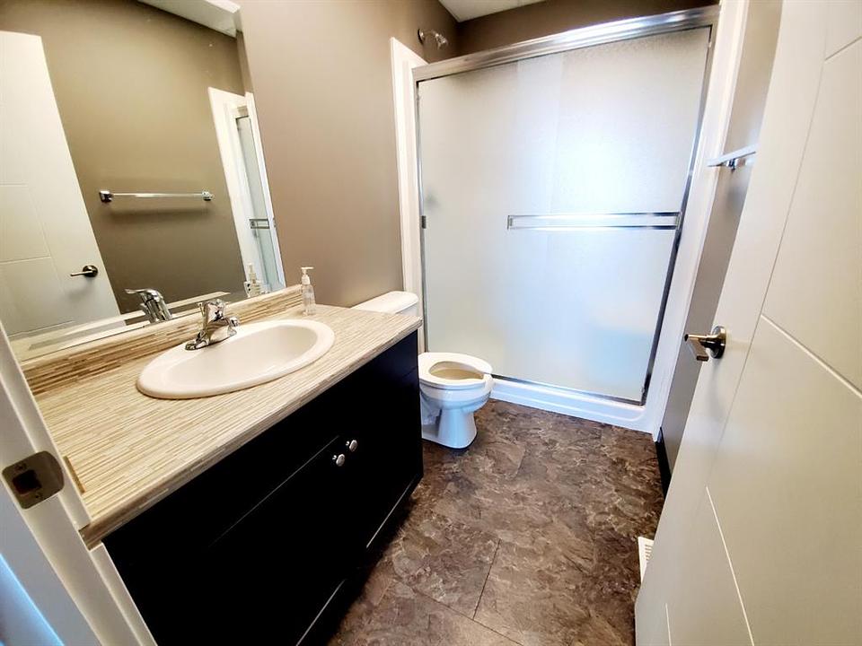 594058 - 125B range Road, Whitecourt, AB
