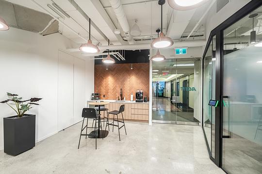 225 King Street West, Toronto, ON