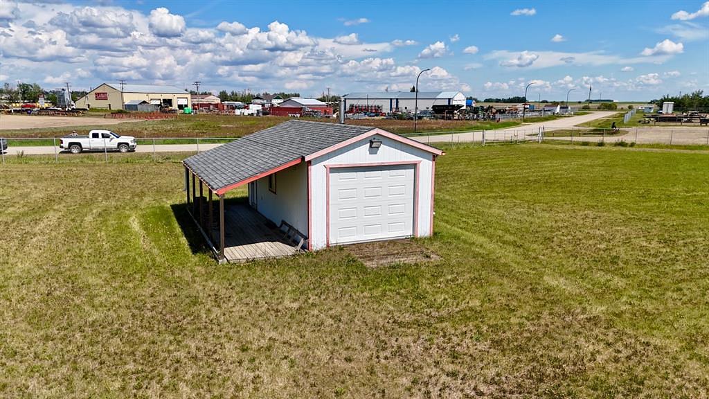 10933 90 Avenue, Fairview, AB
