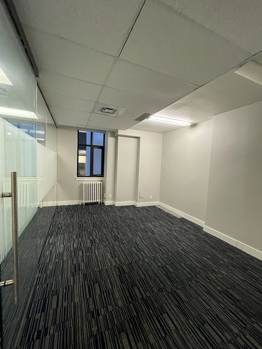 1607 - 80 Richmond Street West, Toronto, ON