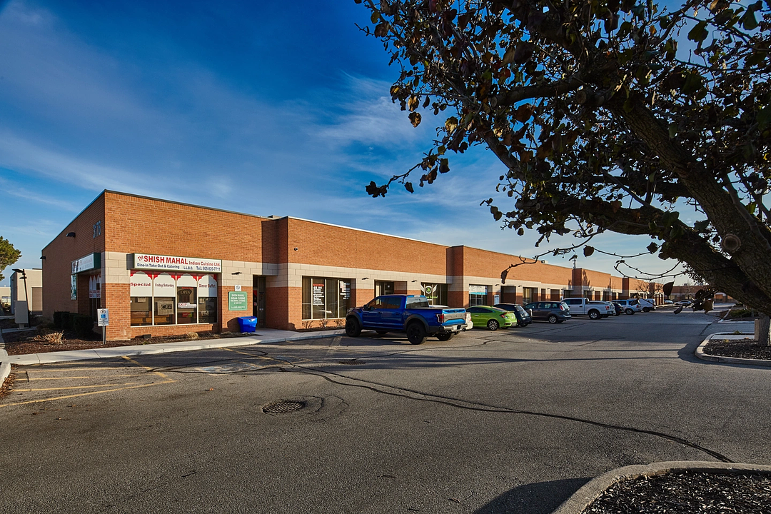15 - 3190 Ridgeway Drive, Mississauga, ON