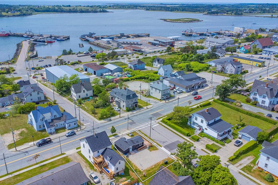 191 Main Street, Yarmouth, NS