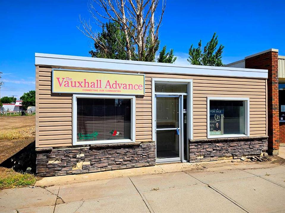 516 2 Avenue North, Vauxhall, AB