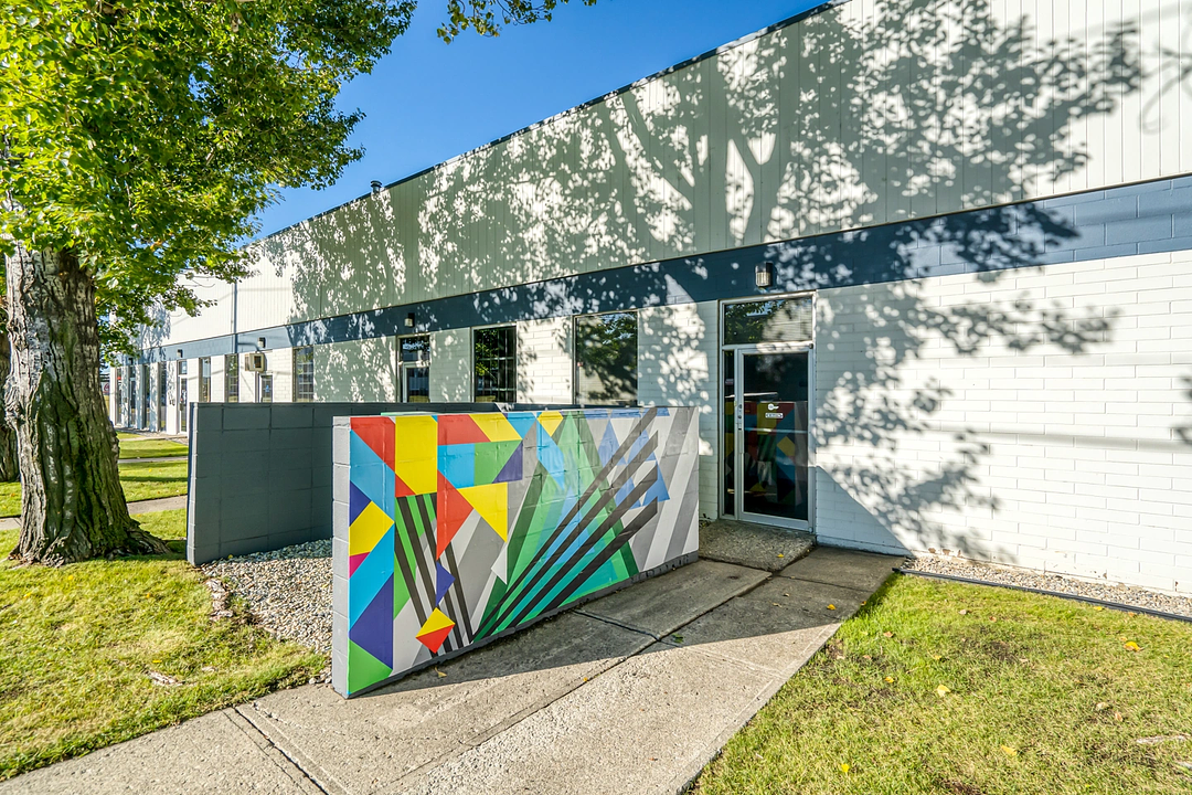 4013 - 4019 23 Street Northeast, Calgary, AB