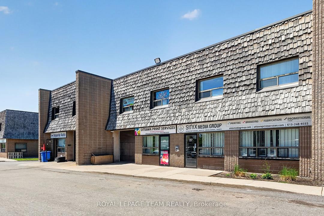 27&29 - 2100 Thurston Drive, Ottawa, ON