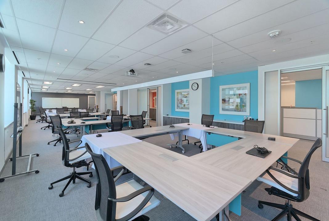 Suite 401 - 375 University Avenue, Toronto, ON