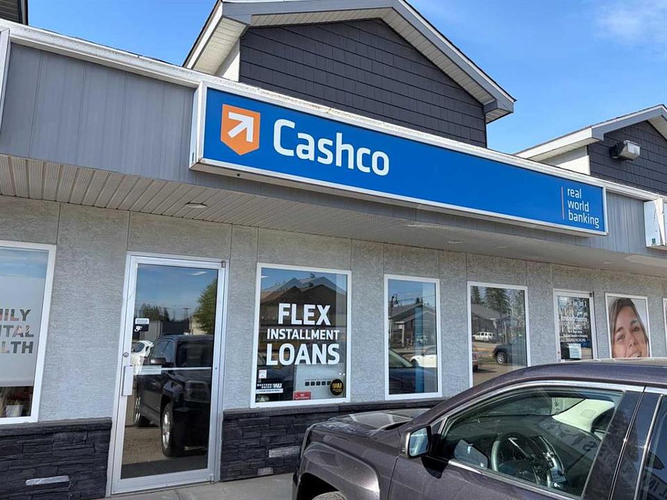 5023 50 Avenue, Whitecourt, AB