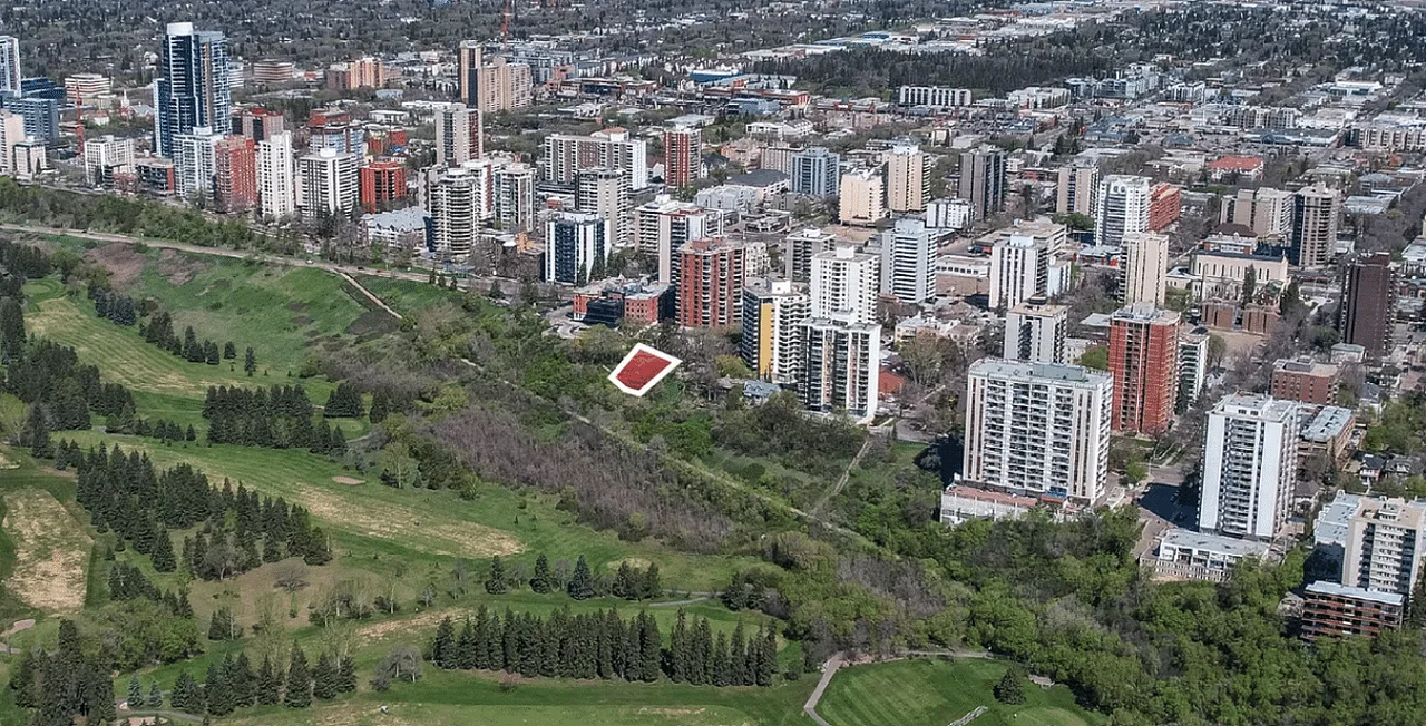9918 115 Street Northwest, Edmonton, AB