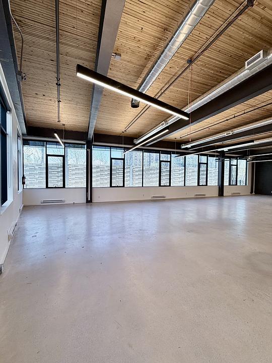 100 - 35 Golden Avenue, Toronto, ON