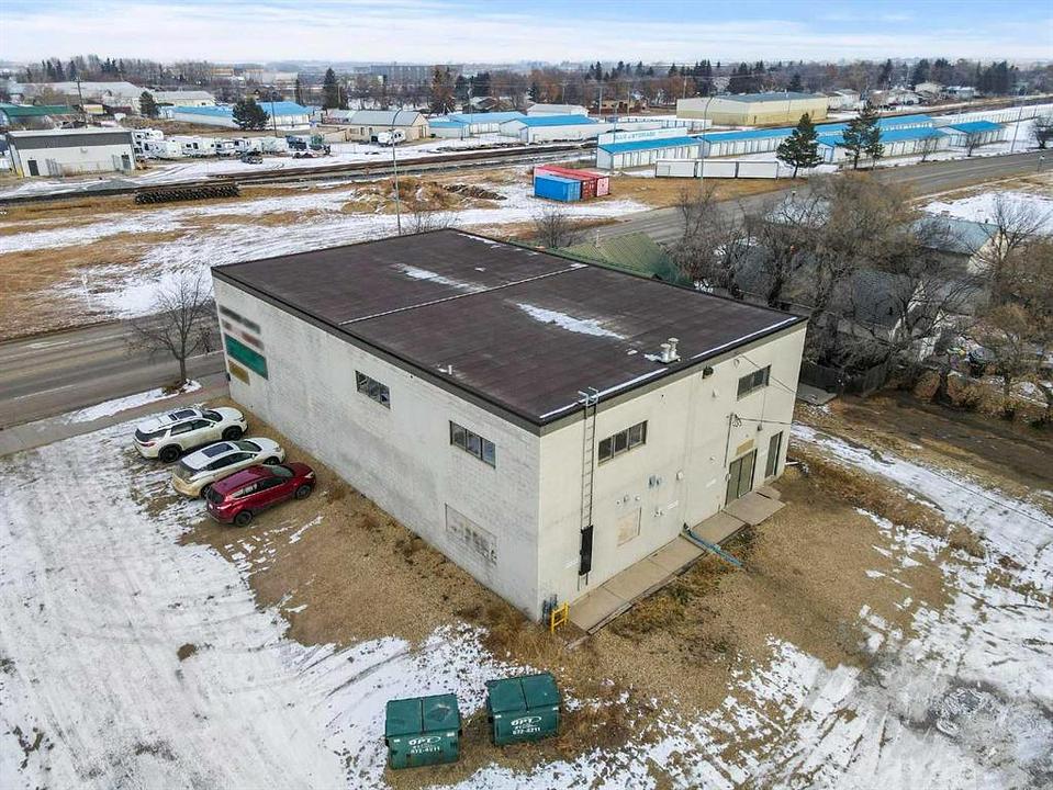 Bay C - 4707 51 Avenue, Camrose, AB