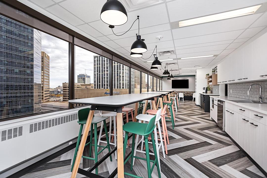 800 - 10065 Jasper Avenue, Edmonton, AB