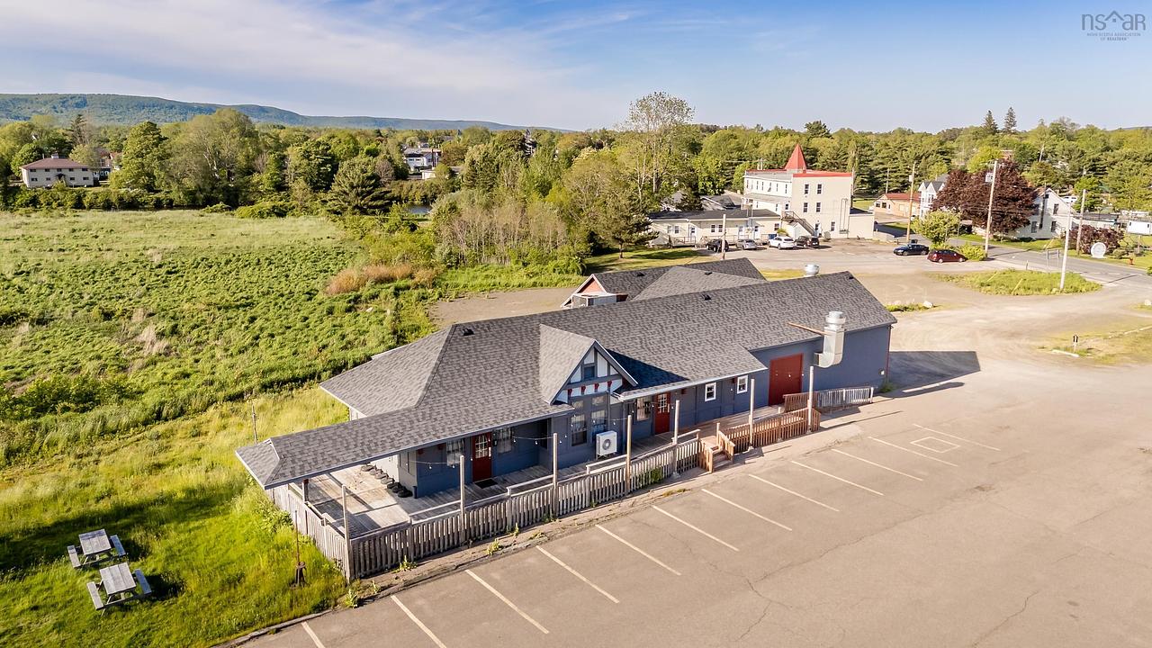 73 Queen Street, Bridgetown, NS