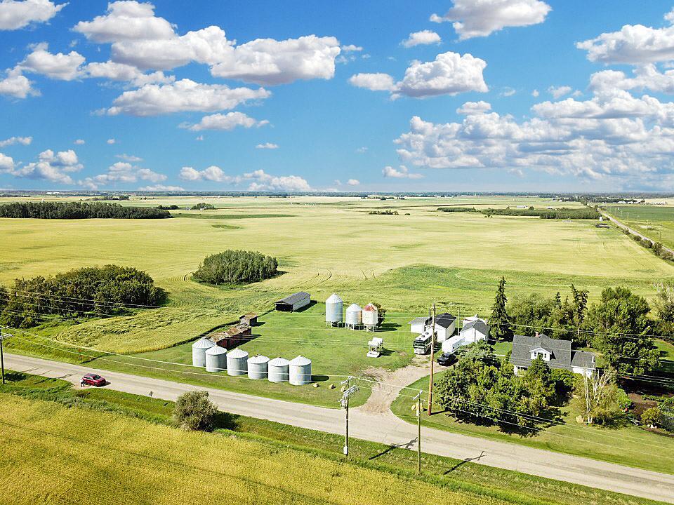 20506 Township Road 560, Strathcona County, AB