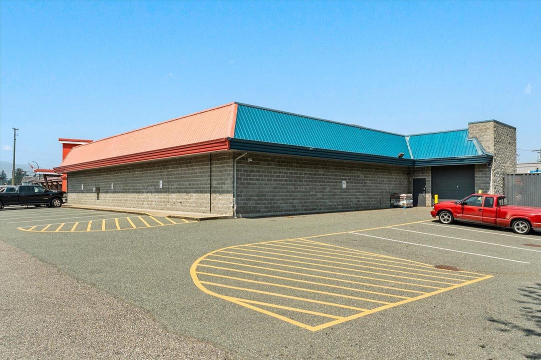 5674 Vedder Road, Chilliwack, BC