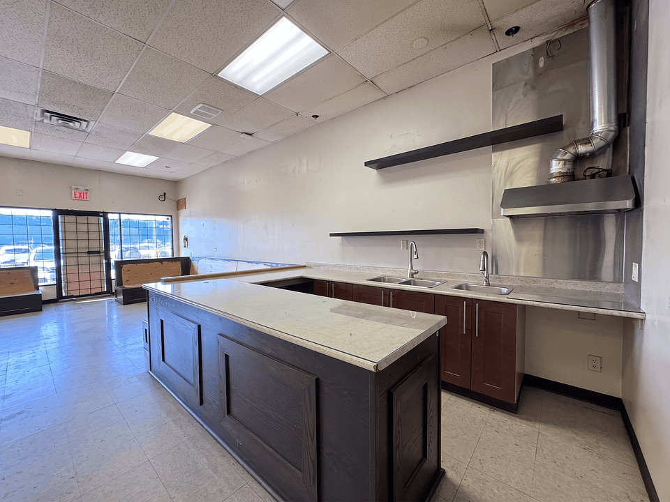 5593 A Kingsway, Burnaby, BC