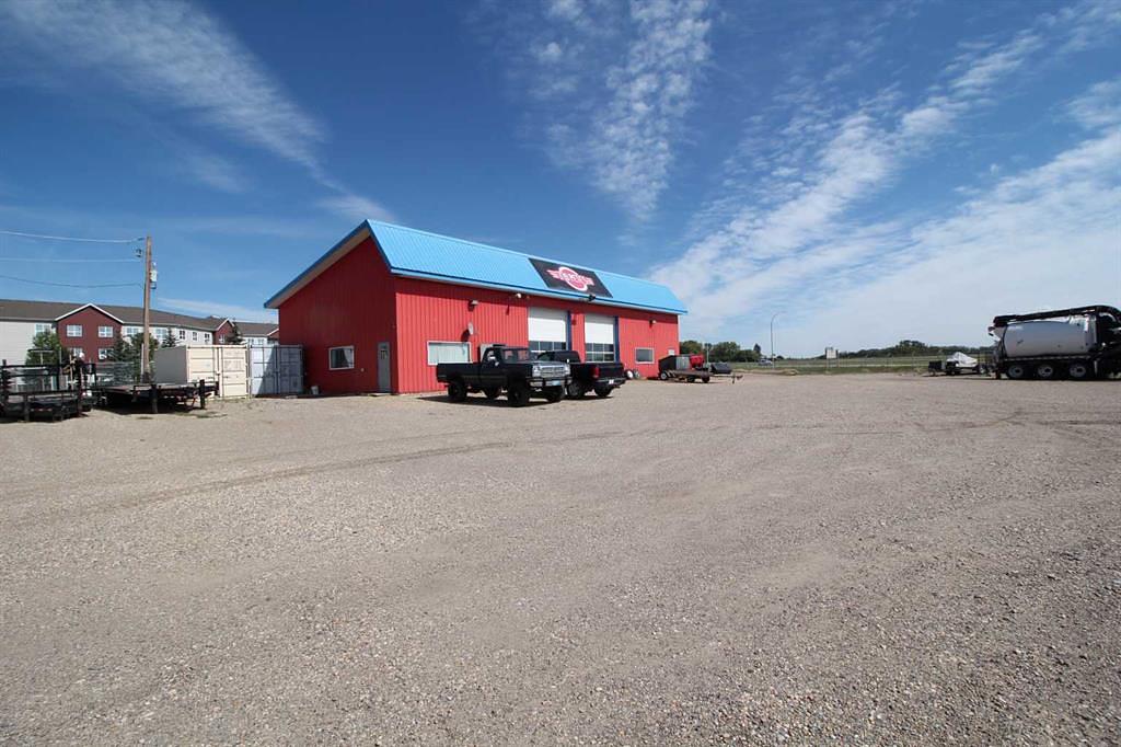 3208 52 Avenue, Innisfail, AB