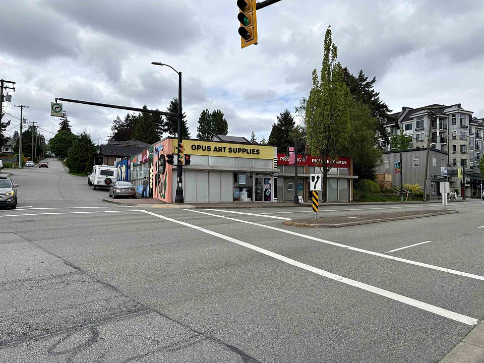 953 Brunette Avenue, Coquitlam, BC