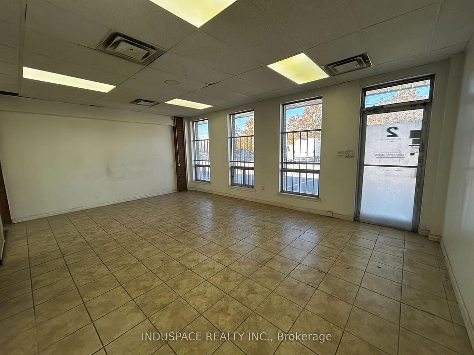 2 - 2480 Cawthra Road, Mississauga, ON
