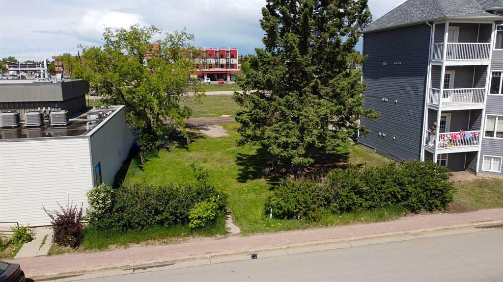 9716 100 Avenue, Grande Prairie, AB