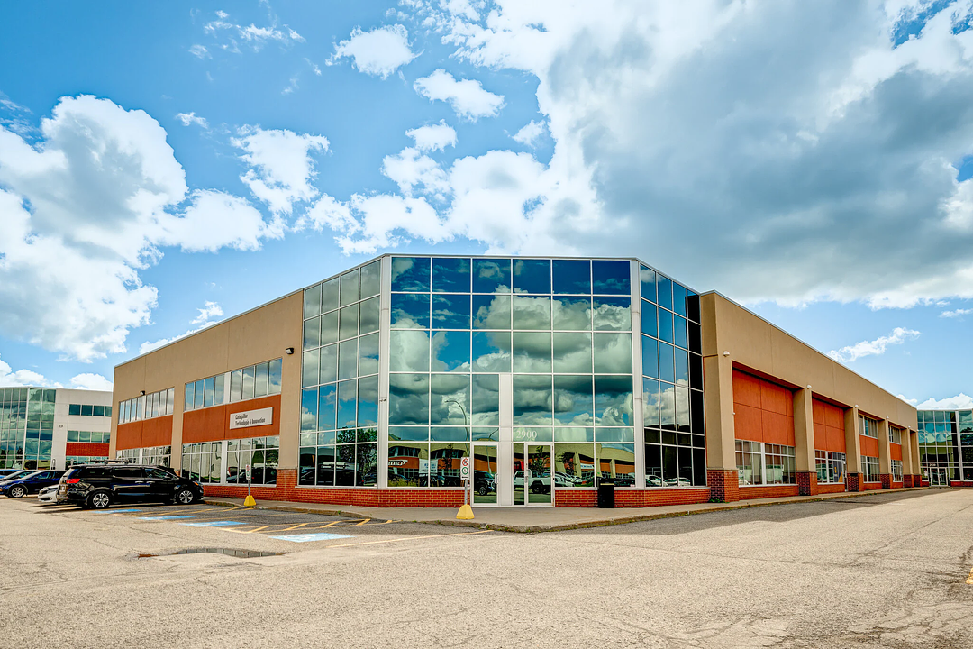 2928, 2952 & 2976 - 2900 Rue Joseph-A.-Bombardier, Laval, QC