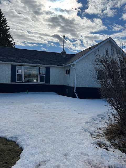 5015 51 Avenue, Whitecourt, AB
