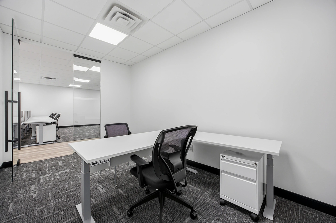 300 - 360 Bay Street, Toronto, ON