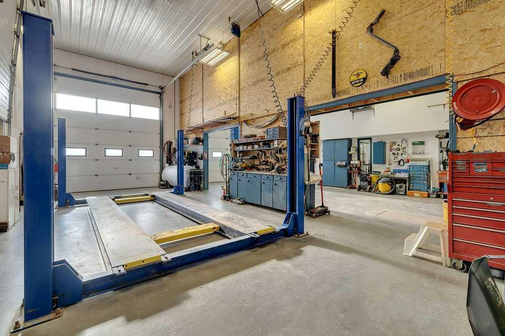 5025 46 Avenue, Rimbey, AB