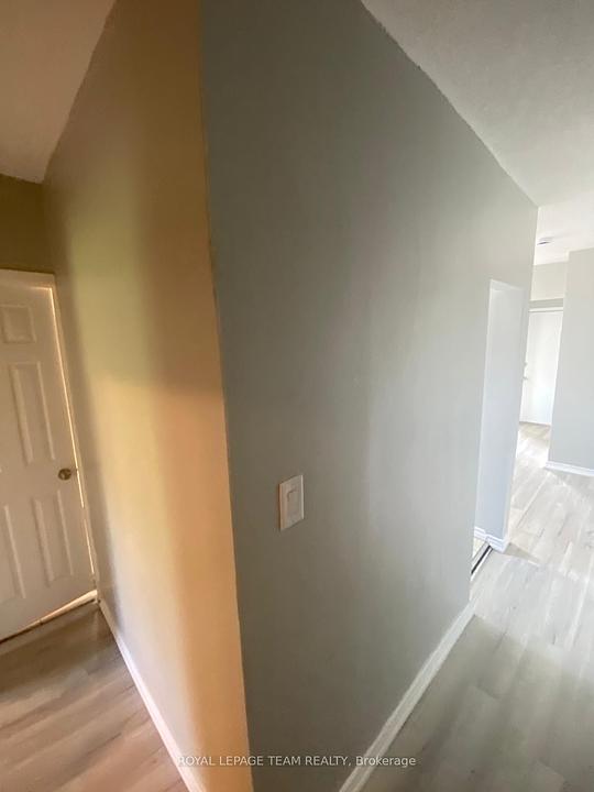 883 Somerset Street West, Ottawa, ON