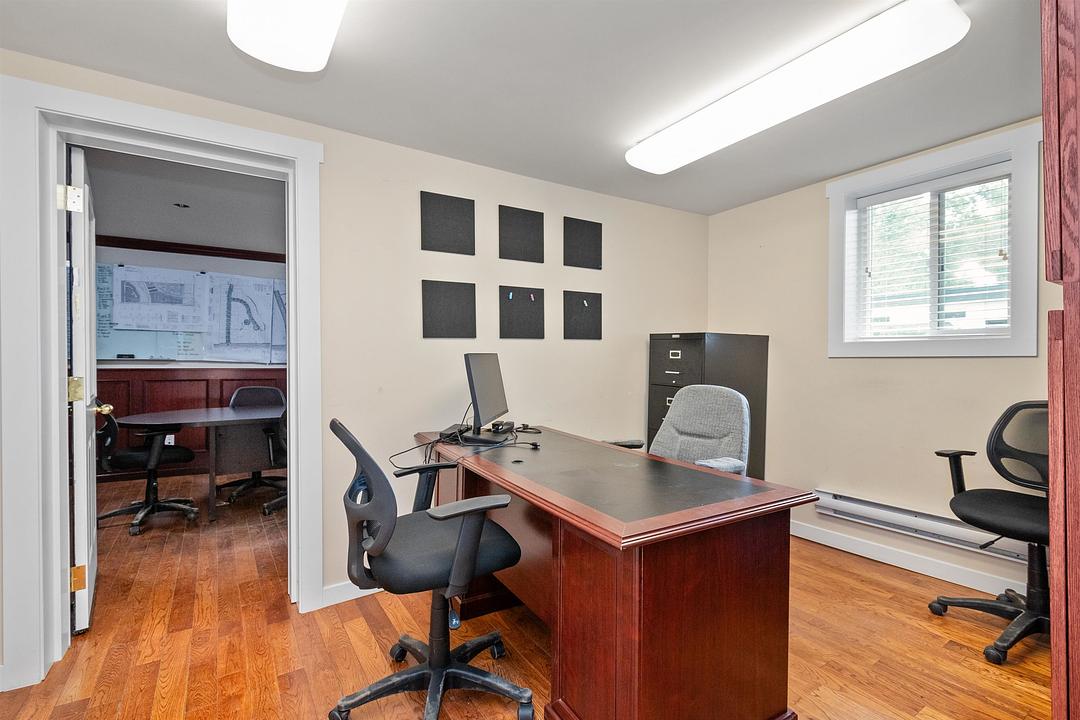 2265 West Railway Street, Abbotsford, BC